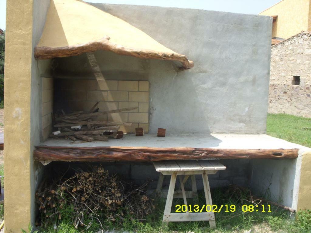 Domus Antiga Appartamenti San Giovanni Suèrgiu Buitenkant foto