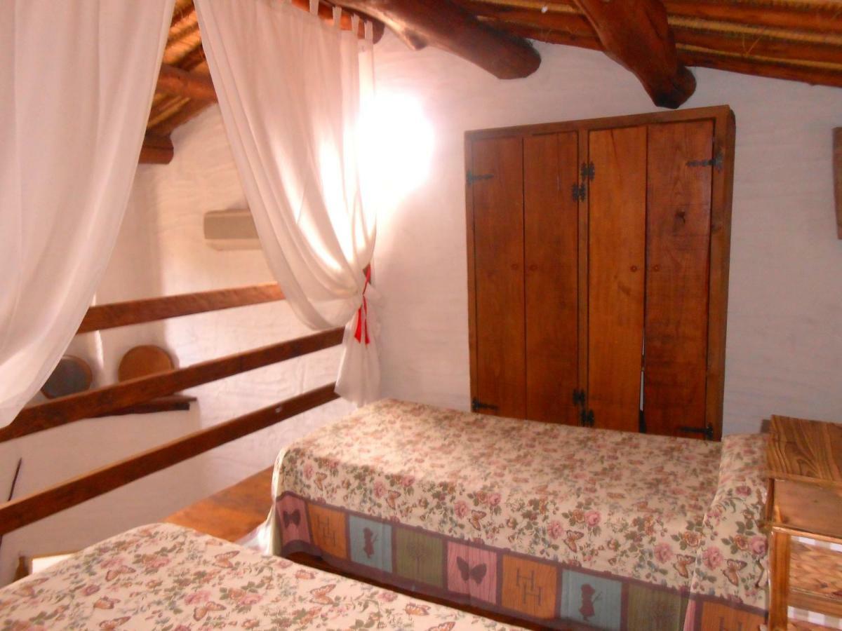 Domus Antiga Appartamenti San Giovanni Suèrgiu Buitenkant foto